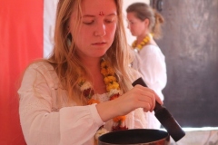 Learn-how-to-Rub-Tibetan-singing-bowls-To-Create-Vibrational-Sound-Healing-During-Session